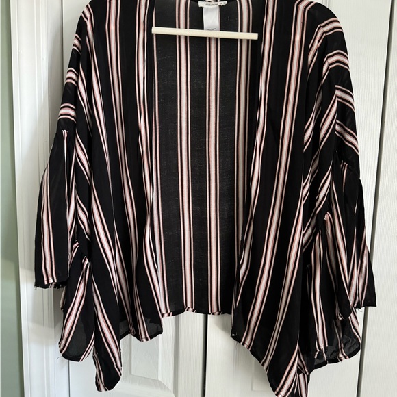 🍂CLEAROUT Stripe Exaggerated Sleeve Kimono - Picture 2 of 10